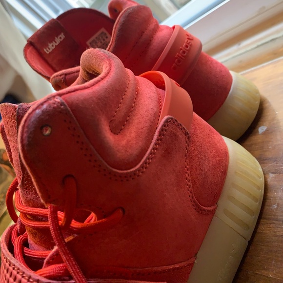 ADIDAS RED TUBULARS - Picture 5 of 8